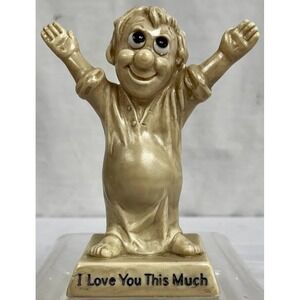 Vintage 1970 Russ Berrie I Love You This Much Figurine W & R Berries 6in Cream